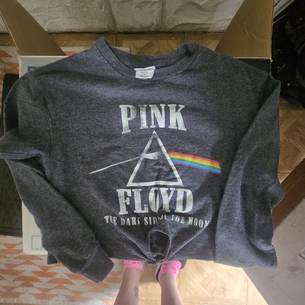 Pink Floyd Gray Long Sleeves with Rainbow Graphic